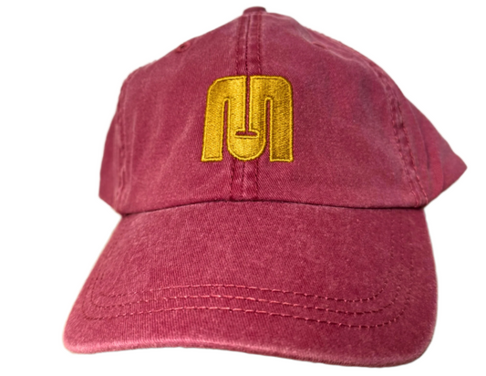 Monuts Hat, Cardinal